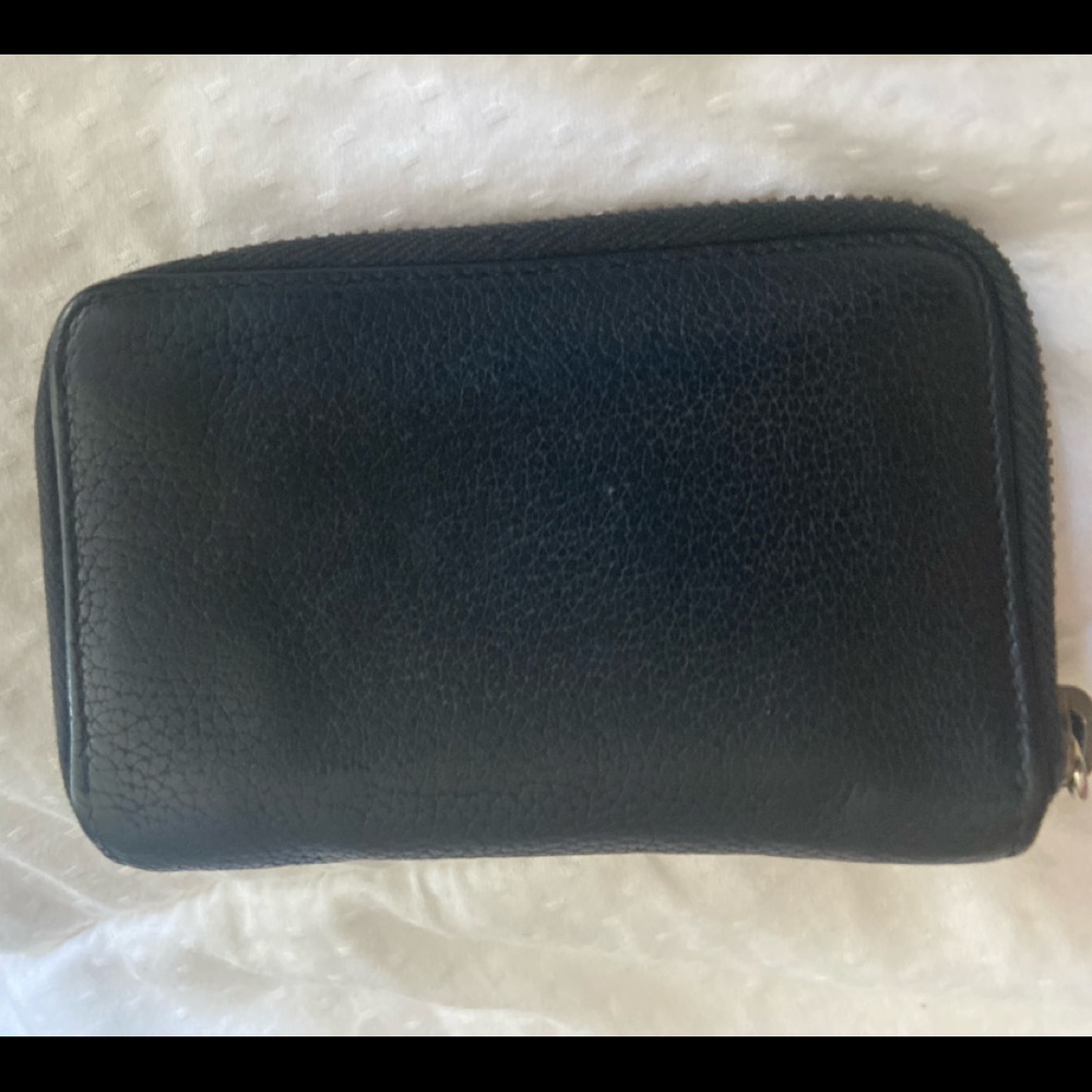 Authentic Gucci Wallet - Picture 5 of 6